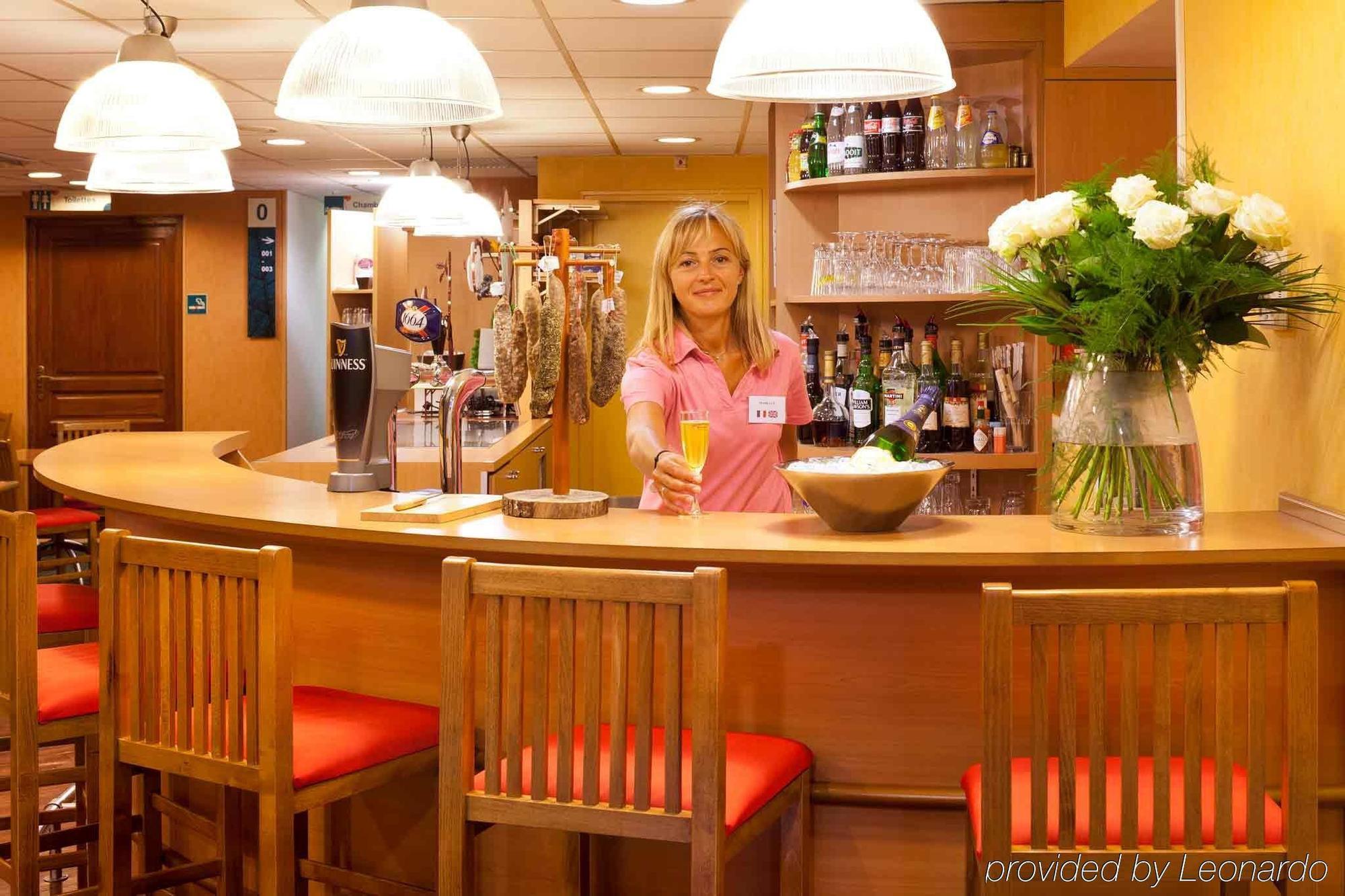 Ibis Styles Dinan Centre Ville Eksteriør billede