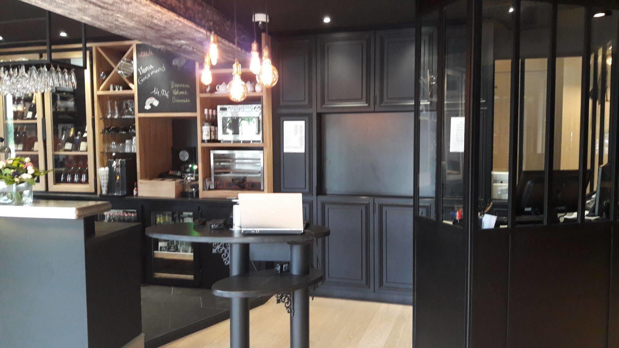 Ibis Styles Dinan Centre Ville Eksteriør billede