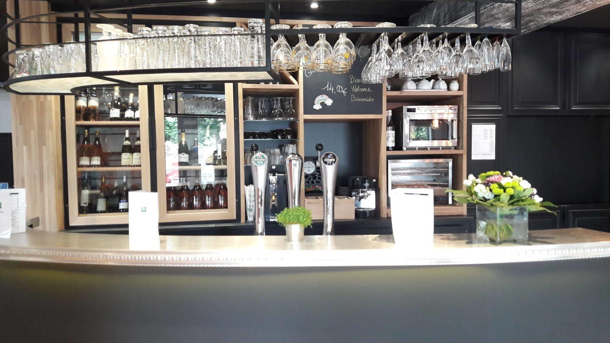 Ibis Styles Dinan Centre Ville Eksteriør billede